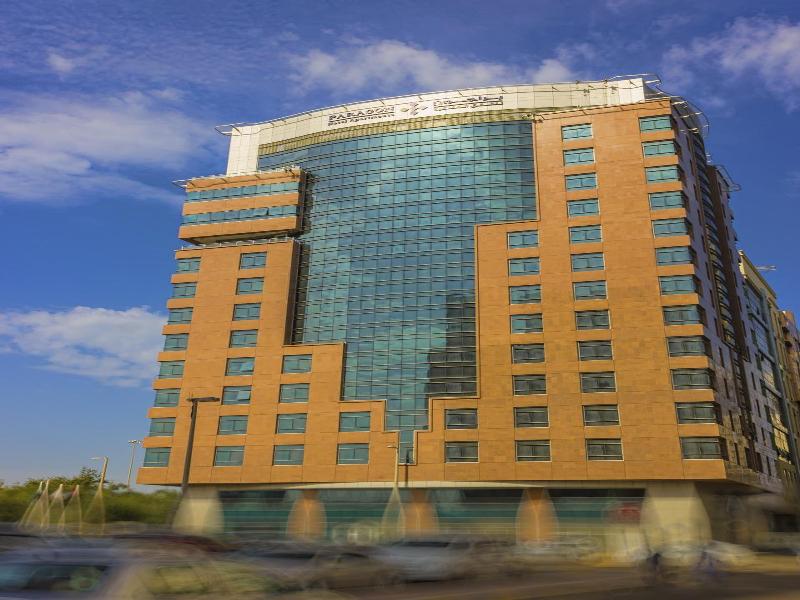 Paragon Hotel Apartments image