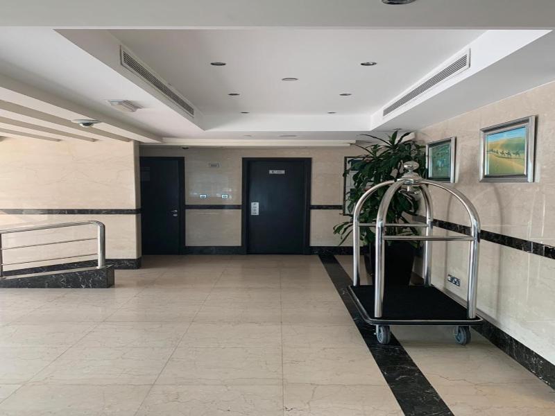 Paragon Hotel Apartments image