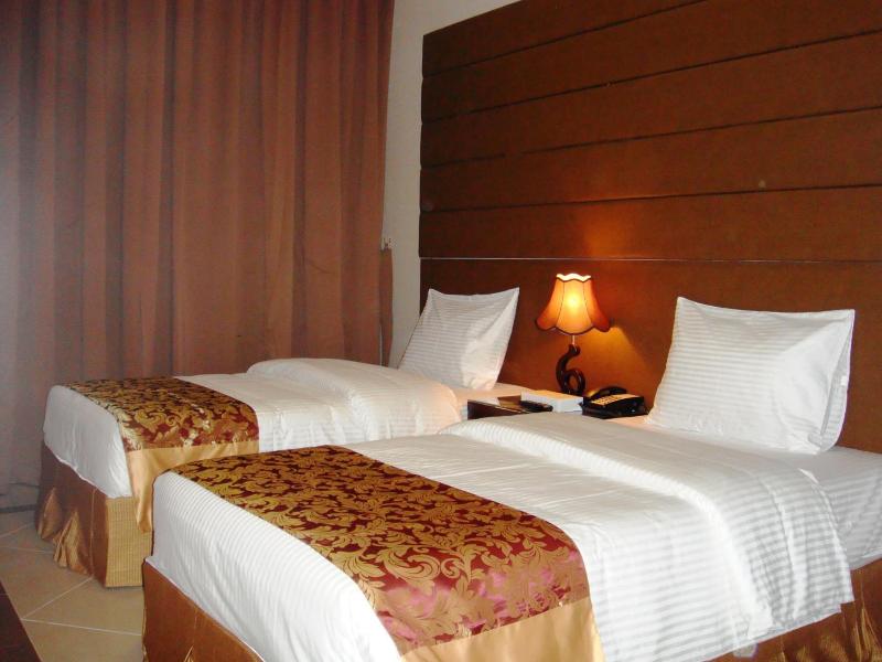 Paragon Hotel Apartments image