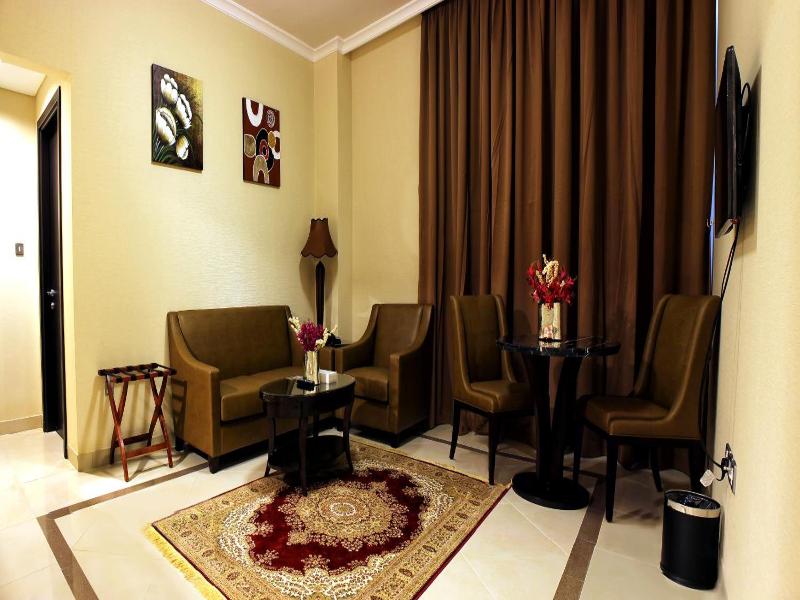Paragon Hotel Apartments image
