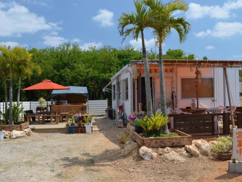 Guest House Isa image
