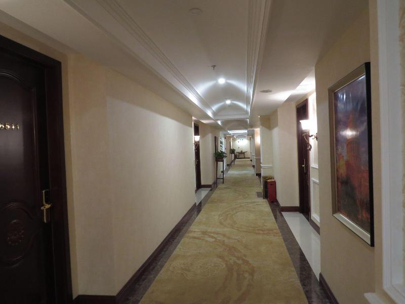 Ming Ren Ban Dao Hotel