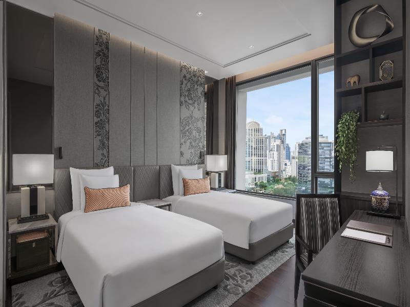 Sindhorn Kempinski hotel Bangkok image