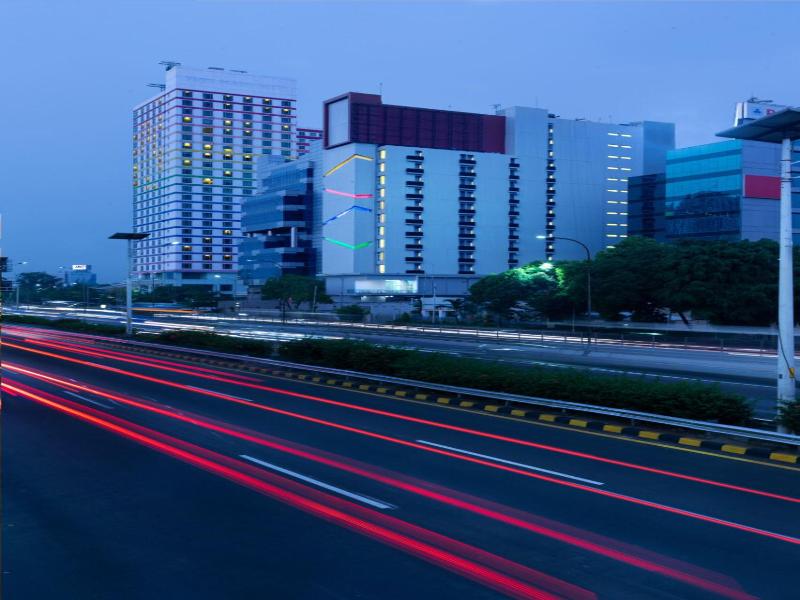 Amaris Hotel Slipi image