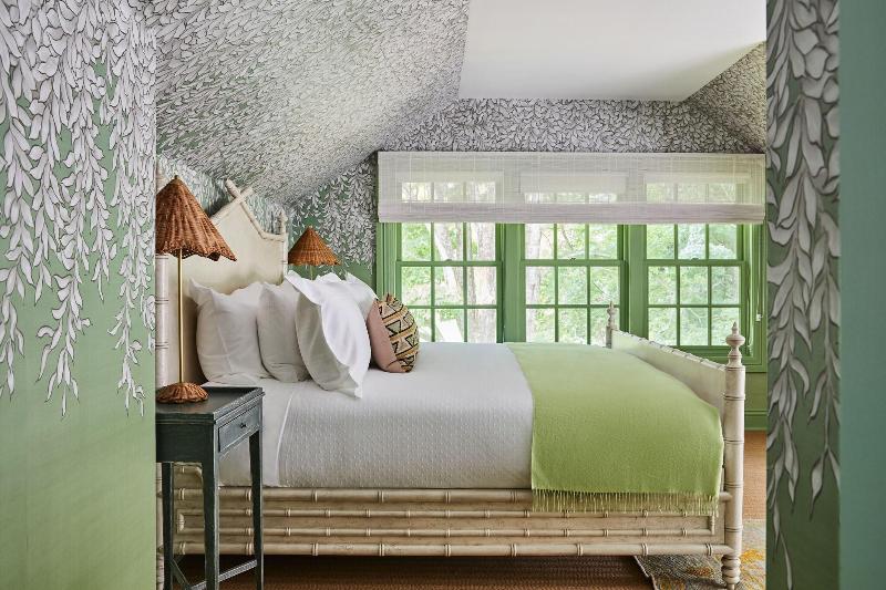 Mayflower Inn and Spa image