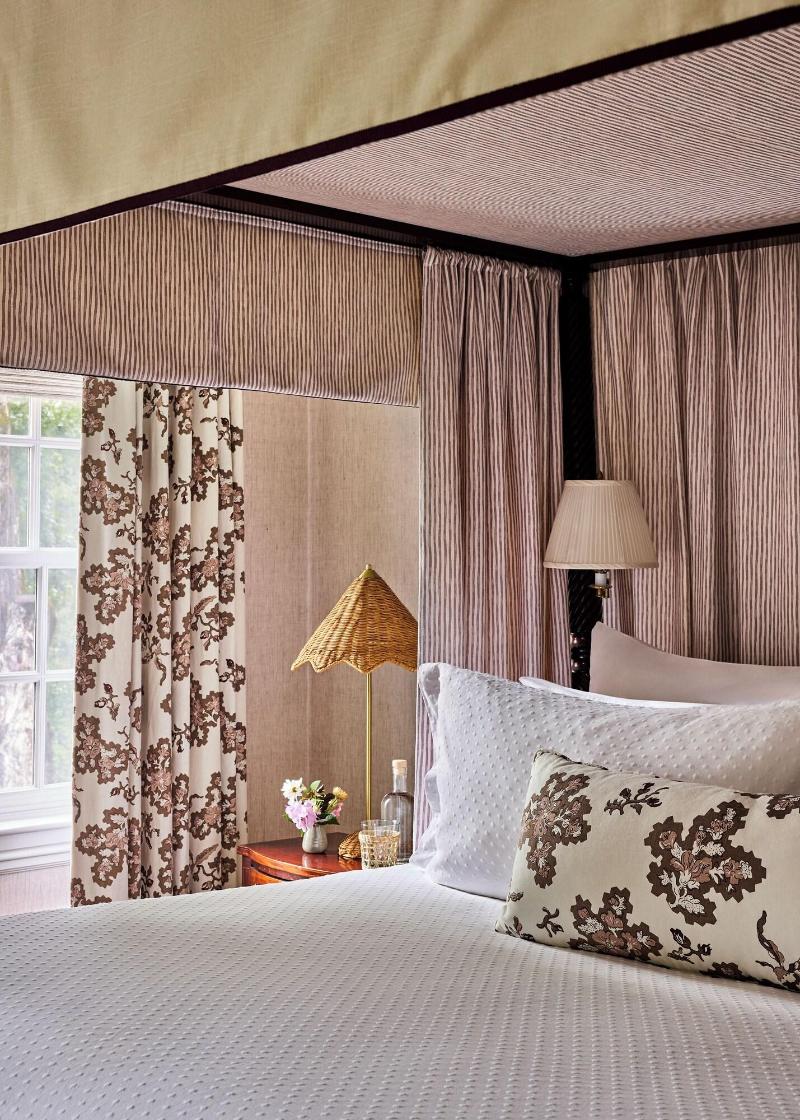 Mayflower Inn and Spa image
