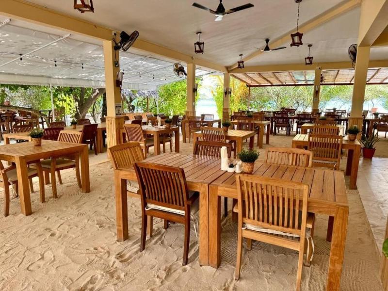 Pearl Sands At Huraa image
