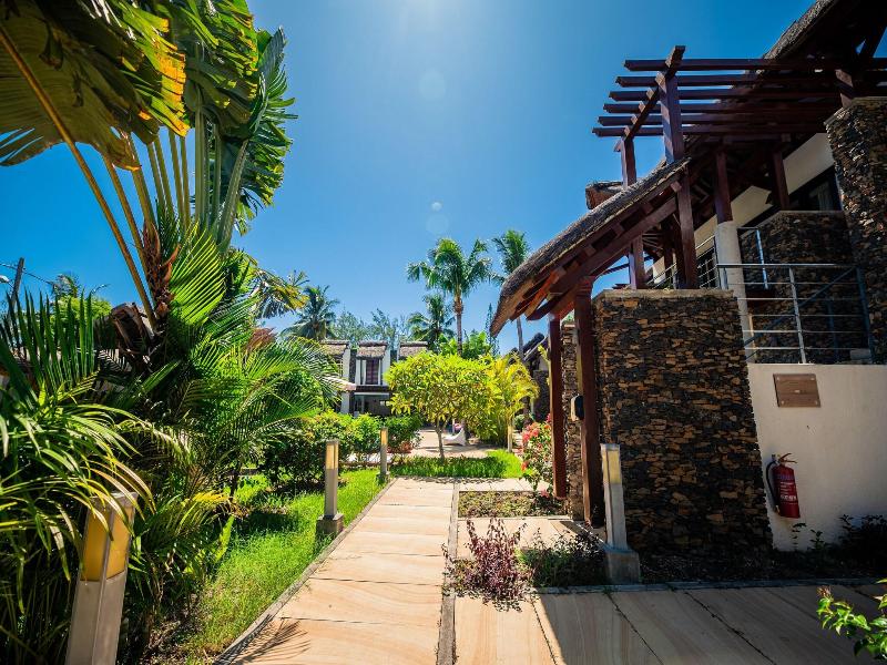 Toparadis Guest House image