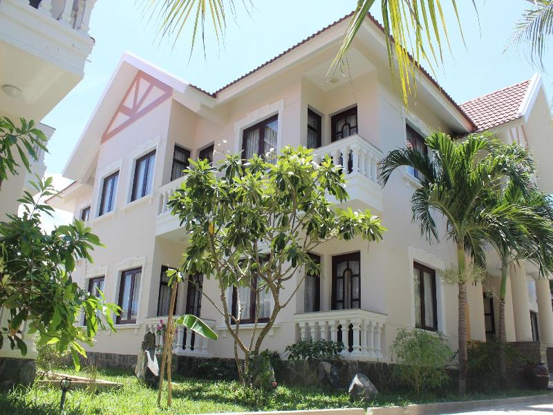Gm Doc Let Beach Resort And Spa