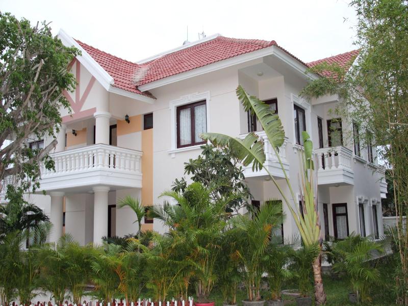 Gm Doc Let Beach Resort And Spa