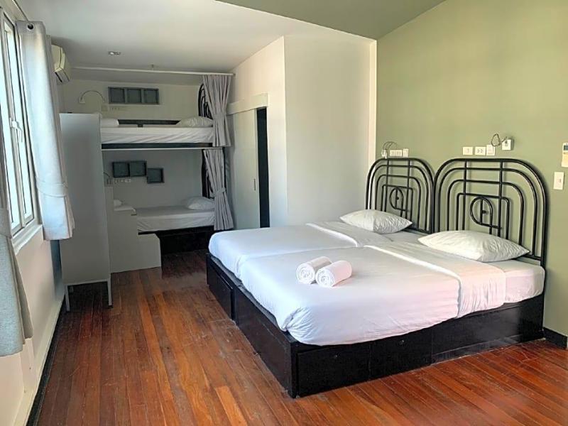 Cacha Bed image