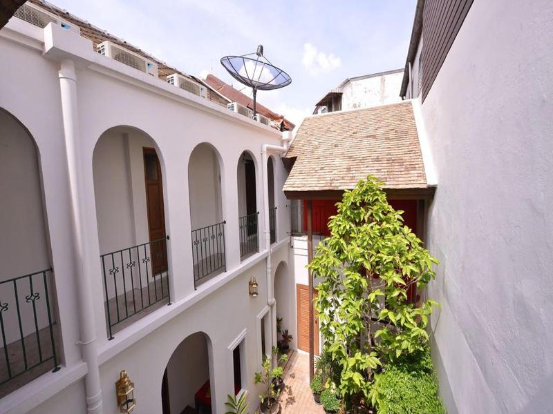 Neighbor Phuthon image