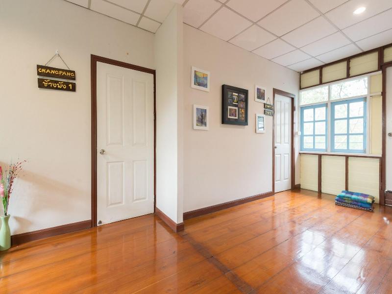 Nang Ta Yon Ban Thap Chang Hostel image