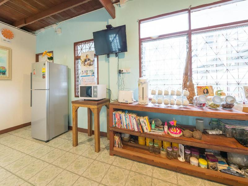Nang Ta Yon Ban Thap Chang Hostel image