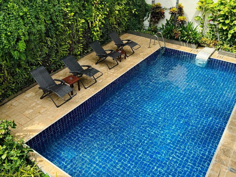 Dinsomon Hotel image