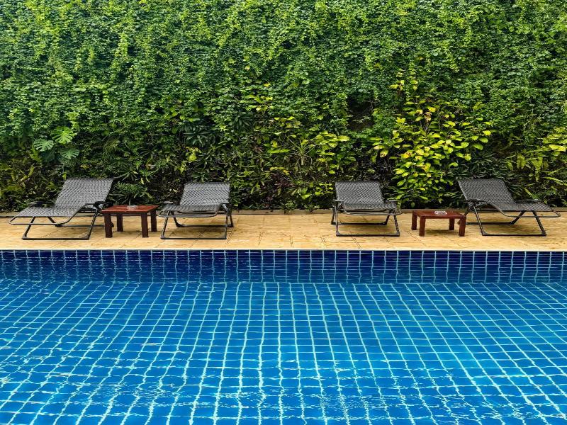 Dinsomon Hotel image
