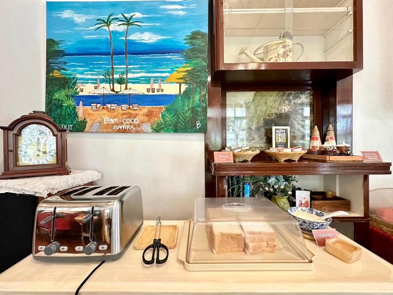 Dinsomon Hotel image