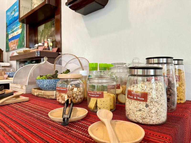 Dinsomon Hotel image