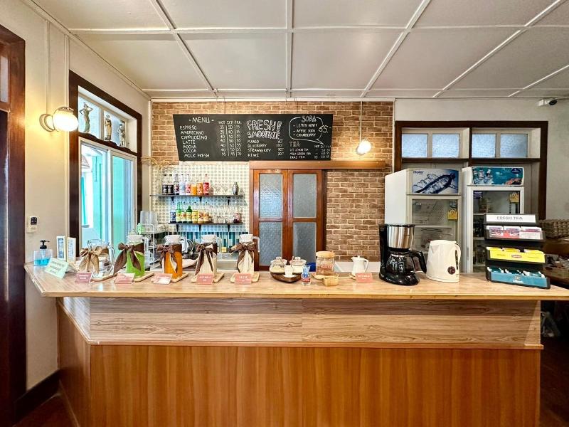 Dinsomon Hotel image