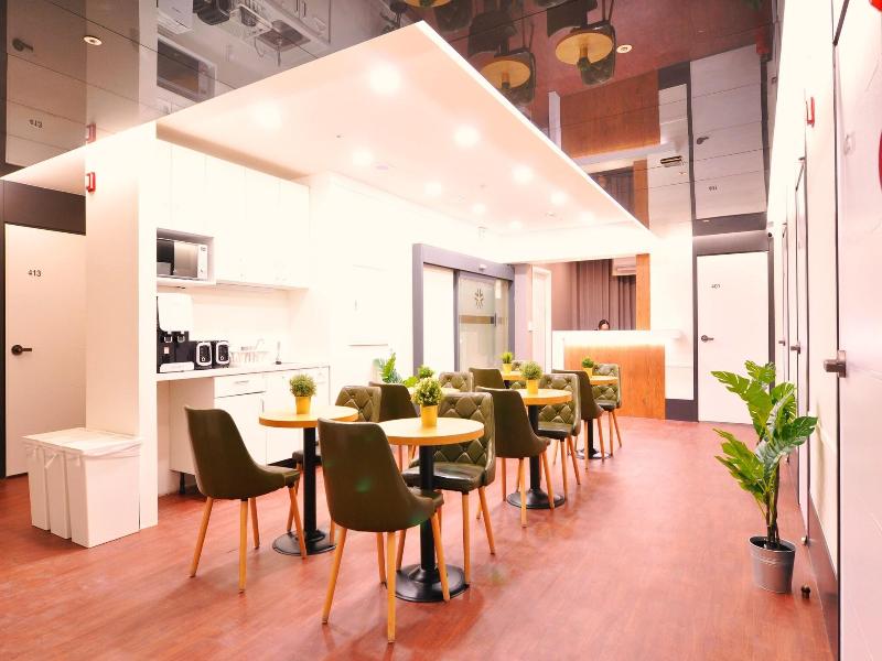 OYO Hostel Myeongdong 3 image