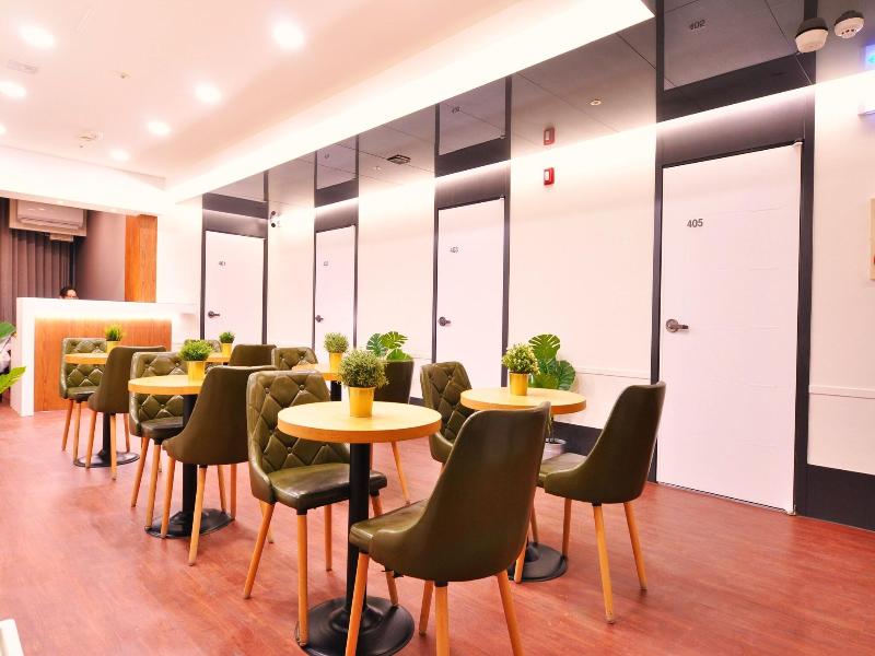 OYO Hostel Myeongdong 3 image
