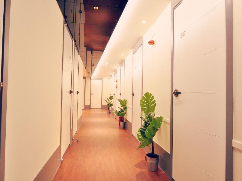 OYO Hostel Myeongdong 3 image