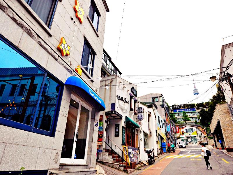 Myeongdong Rooftop Hostel image
