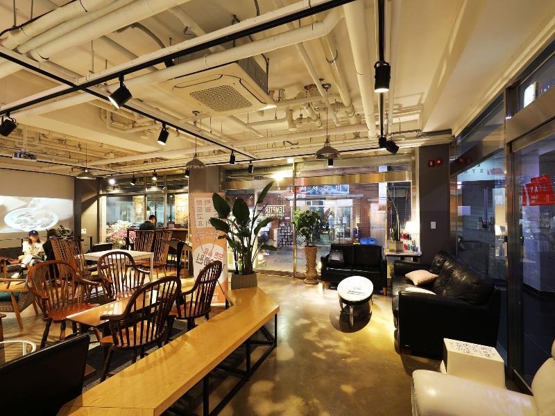 Stay7 Hostel Myeongdong image