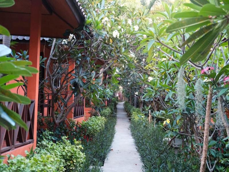 Nat Resort Koh Tao image