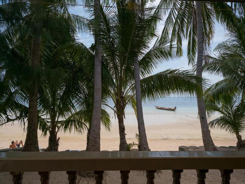 Nat Resort Koh Tao image