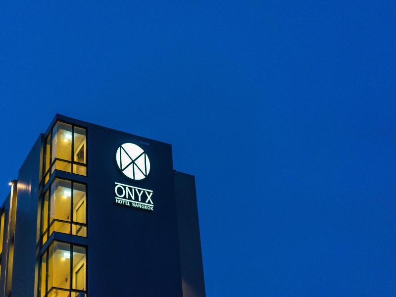 Onyx Hotel Bangkok image
