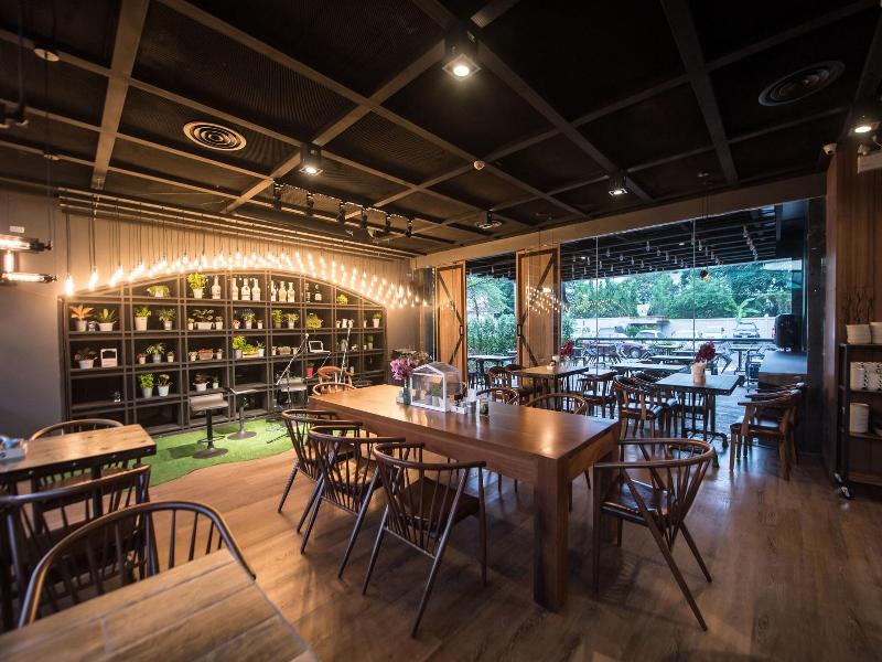 Onyx Hotel Bangkok image