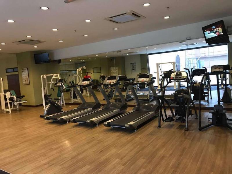Queens Service Suite At Times Square Kl image
