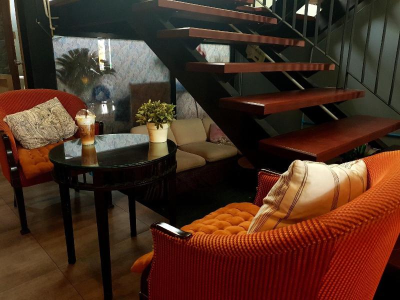 Iresidence Hotel Pathumthani image