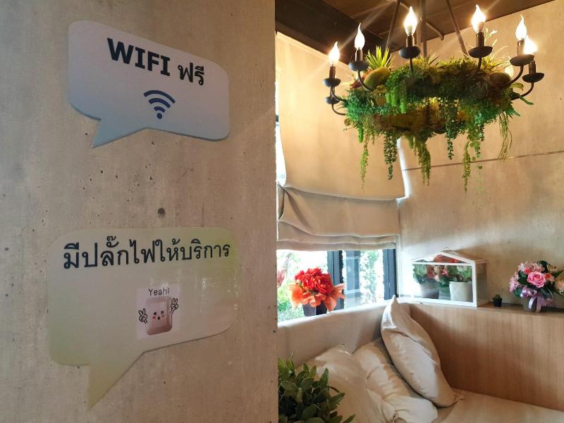 Iresidence Hotel Pathumthani image