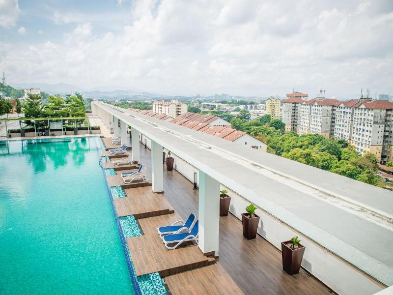 Amerin Mall Suites image
