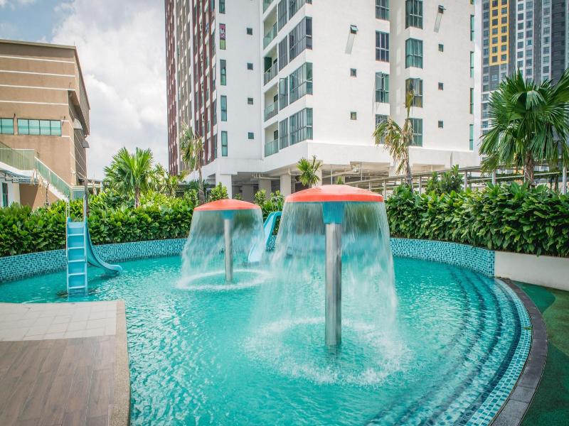 Amerin Mall Suites image