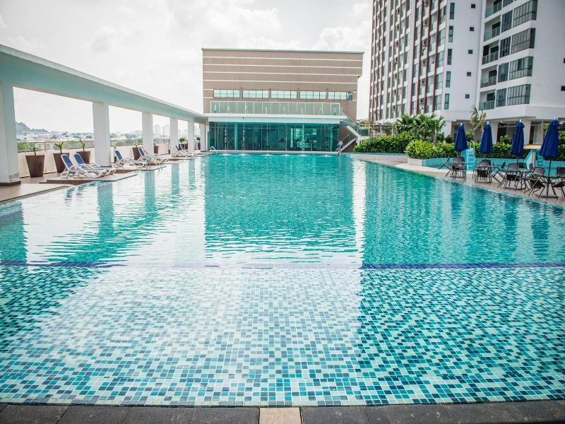 Amerin Mall Suites image