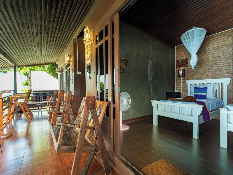 Taatoh Seaview Resort image