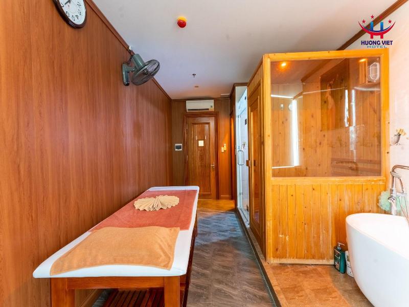 Huong Viet Hotel Quy Nhon image