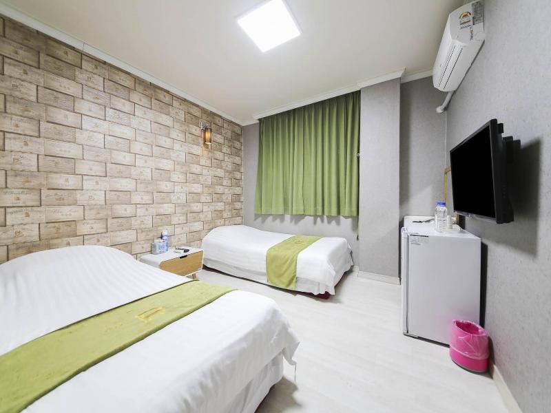 Jeju R Guesthouse — photo 4
