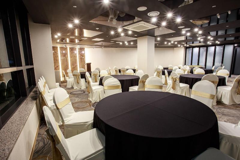 Utop Ubless Hotel Jeju image