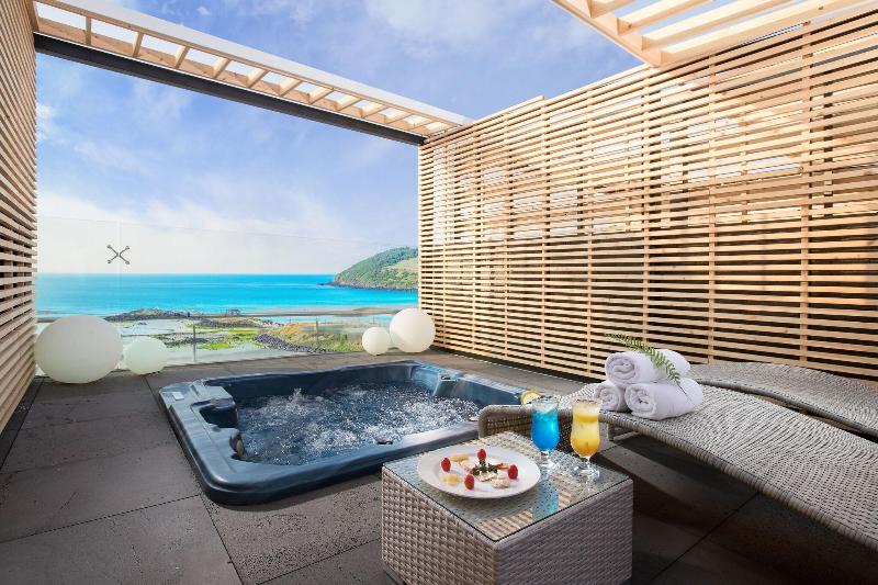Utop Ubless Hotel Jeju image