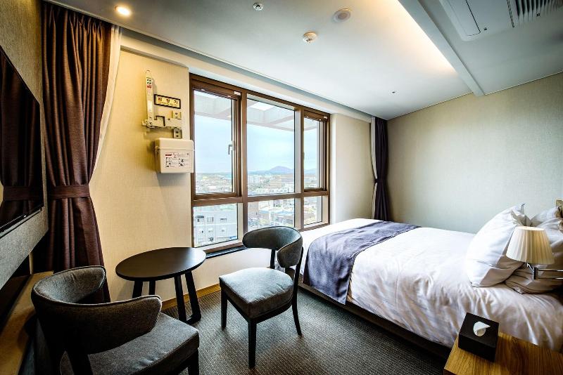 Utop Ubless Hotel Jeju image