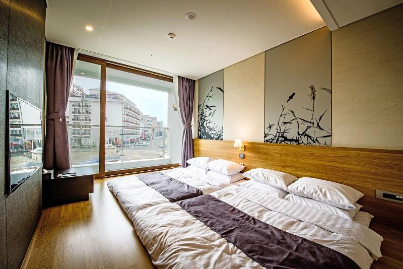 Utop Ubless Hotel Jeju image