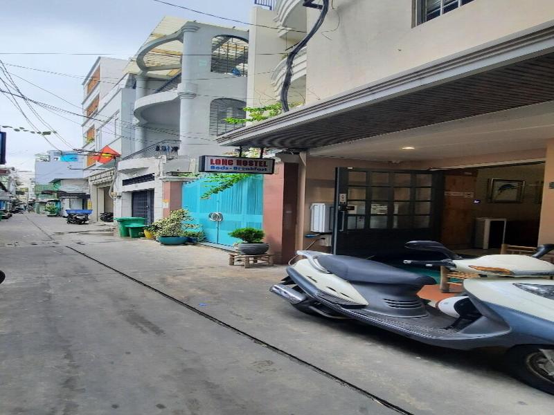Long Hostel image
