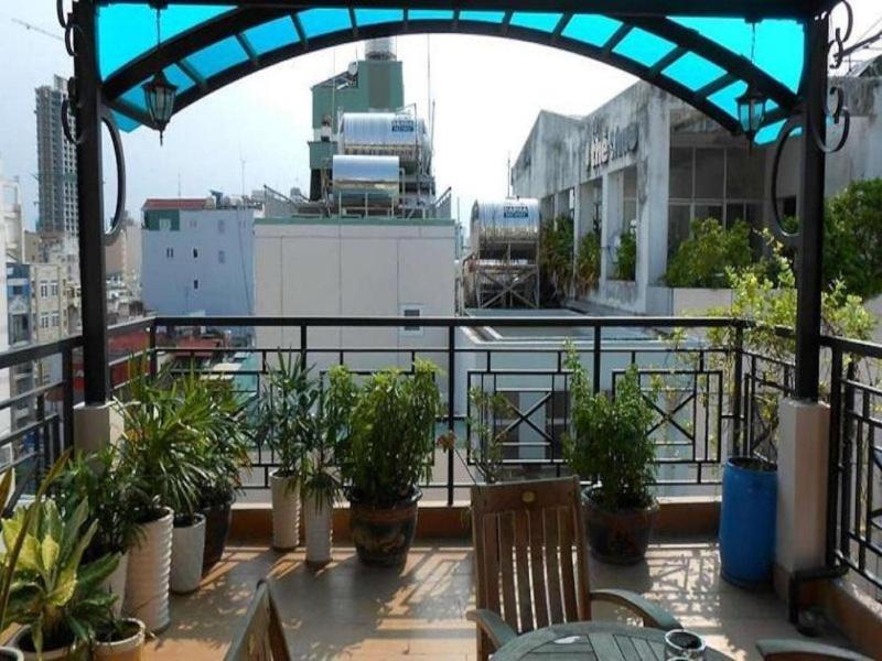 Kim Hotel 1 image