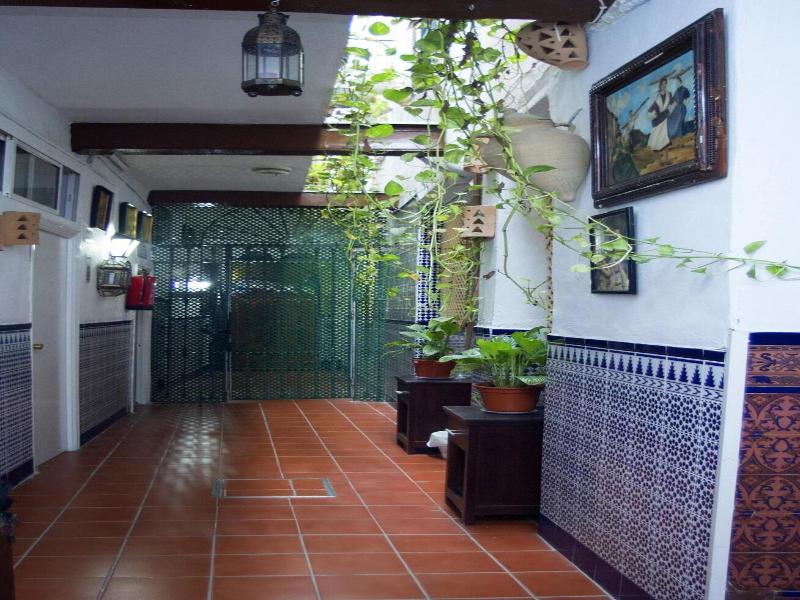Pension Santa Maria La Blanca image