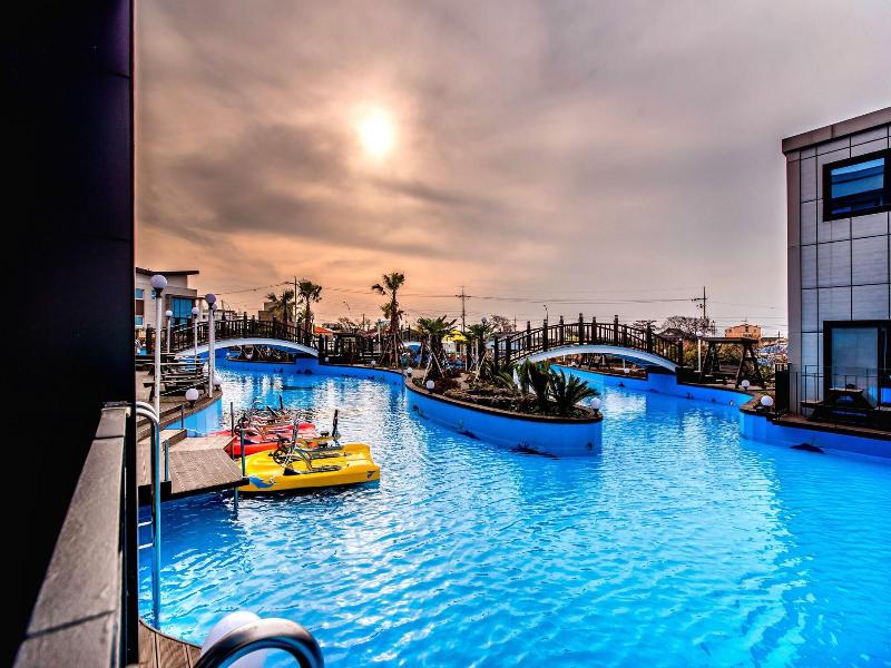 Water Garden Resort