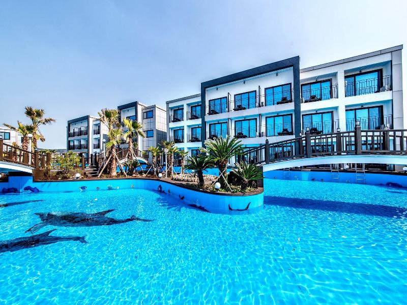 Water Garden Resort